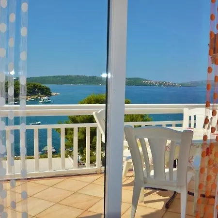 In With Sea View, Balcony, Air Conditioning, Wi-fi * Trogir