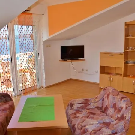In With Sea View, Balcony, Air Conditioning, Wi-fi *