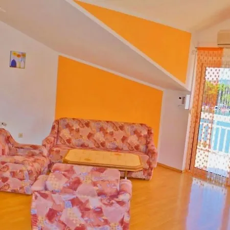 In With Sea View, Balcony, Air Conditioning, Wi-fi *