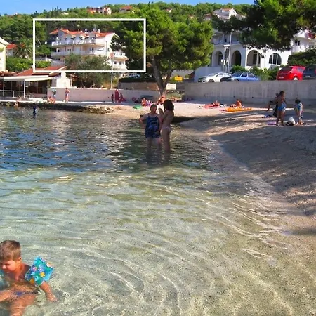 In With Sea View, Balcony, Air Conditioning, Wi-fi Trogir