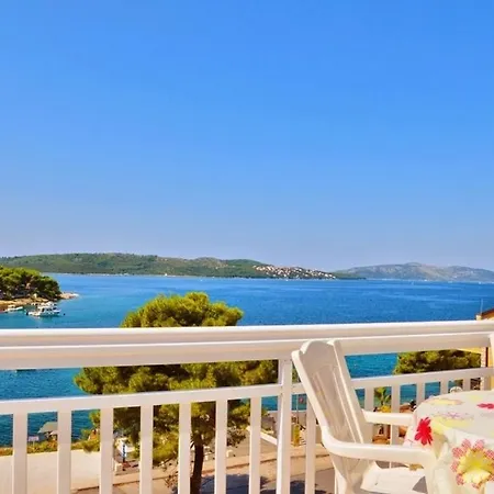 In With Sea View, Balcony, Air Conditioning, Wi-fi * Trogir