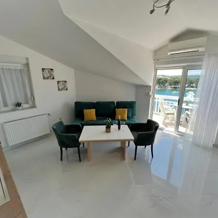 In With Sea View, Balcony, Air Conditioning, Wi-fi Trogir